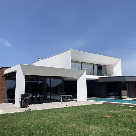 Mit Privatpool Fuer 10 Personen Ca 250 Qm In Liznjan, Istrien Suedkueste Von Istrien Ližnjan